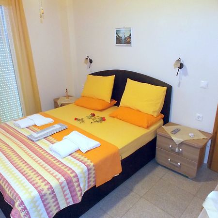 Nikos Apartments Sithonia Екстер'єр фото