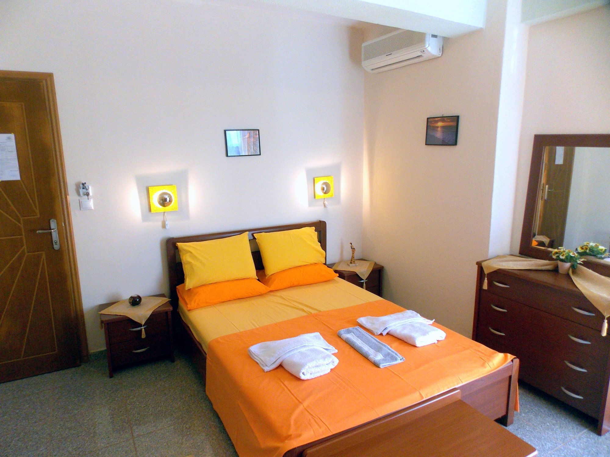 Nikos Apartments Sithonia Екстер'єр фото